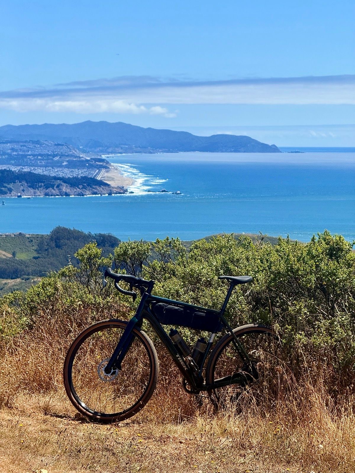 the gravel bike · above pacifica